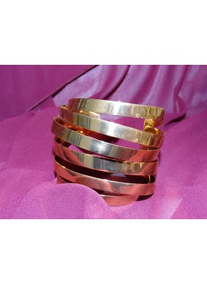 Brazalete en Acero Oro