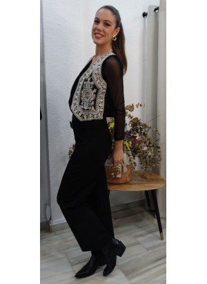 Chaleco Negro con Bordado en Blanco | Estilo Étnico Chic