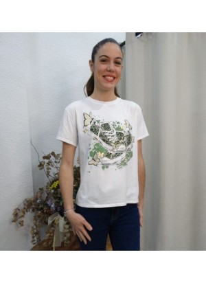 Camiseta Blanca de Mujer-Estampado de Zapatillas de Tela Verdes y Mariposas