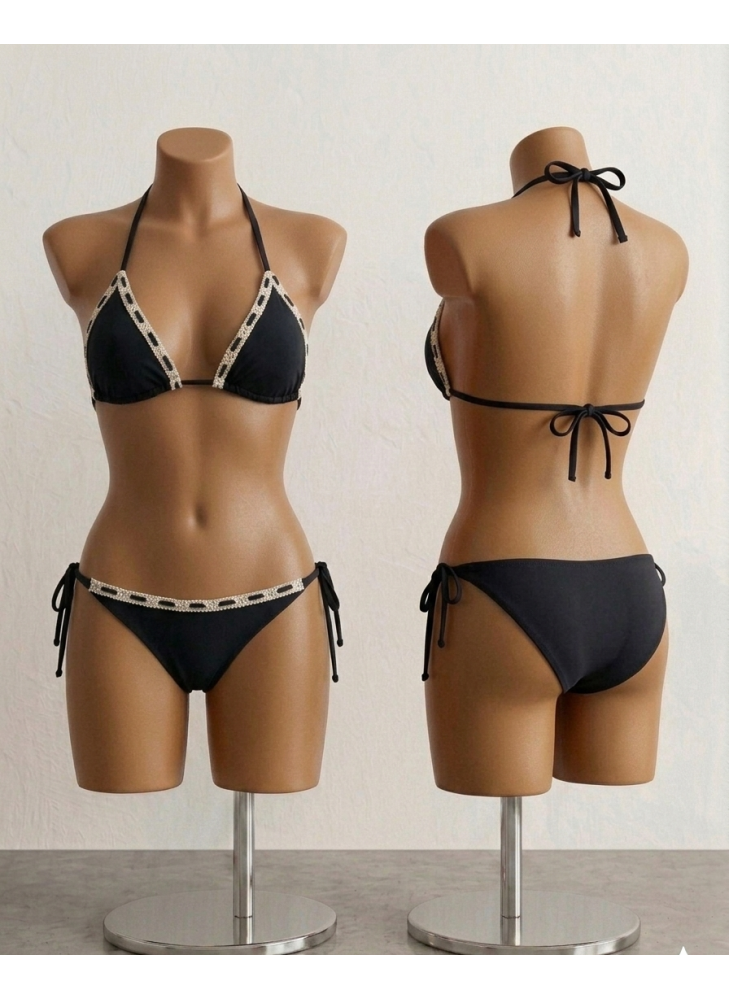 Bikini Negro para Mujer con Ribete Decorativo | Conjunto de Baño Elegante