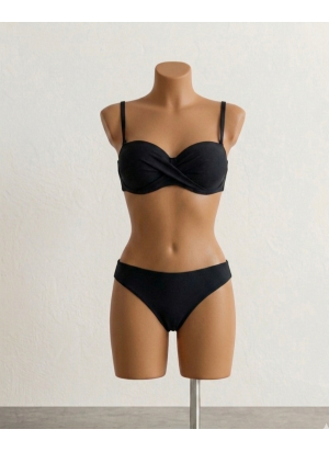 Bikini bandeau en color negro