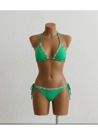 Bikini Color Verde con Detalles en los Bordes y Lazos Laterales